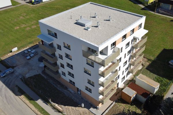Bytový dům Brumov-Bylnice, Rezidence Podhradí - zateplení domu systémem CEMIX - konečný stav