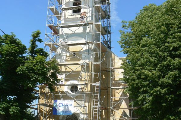 Oprava fasády kostela svatého Floriána - průběh stavebních prací