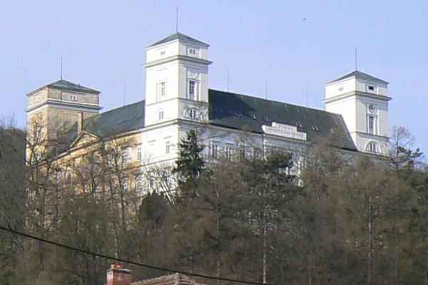 Oprava věže zámku Račice - průběh prací